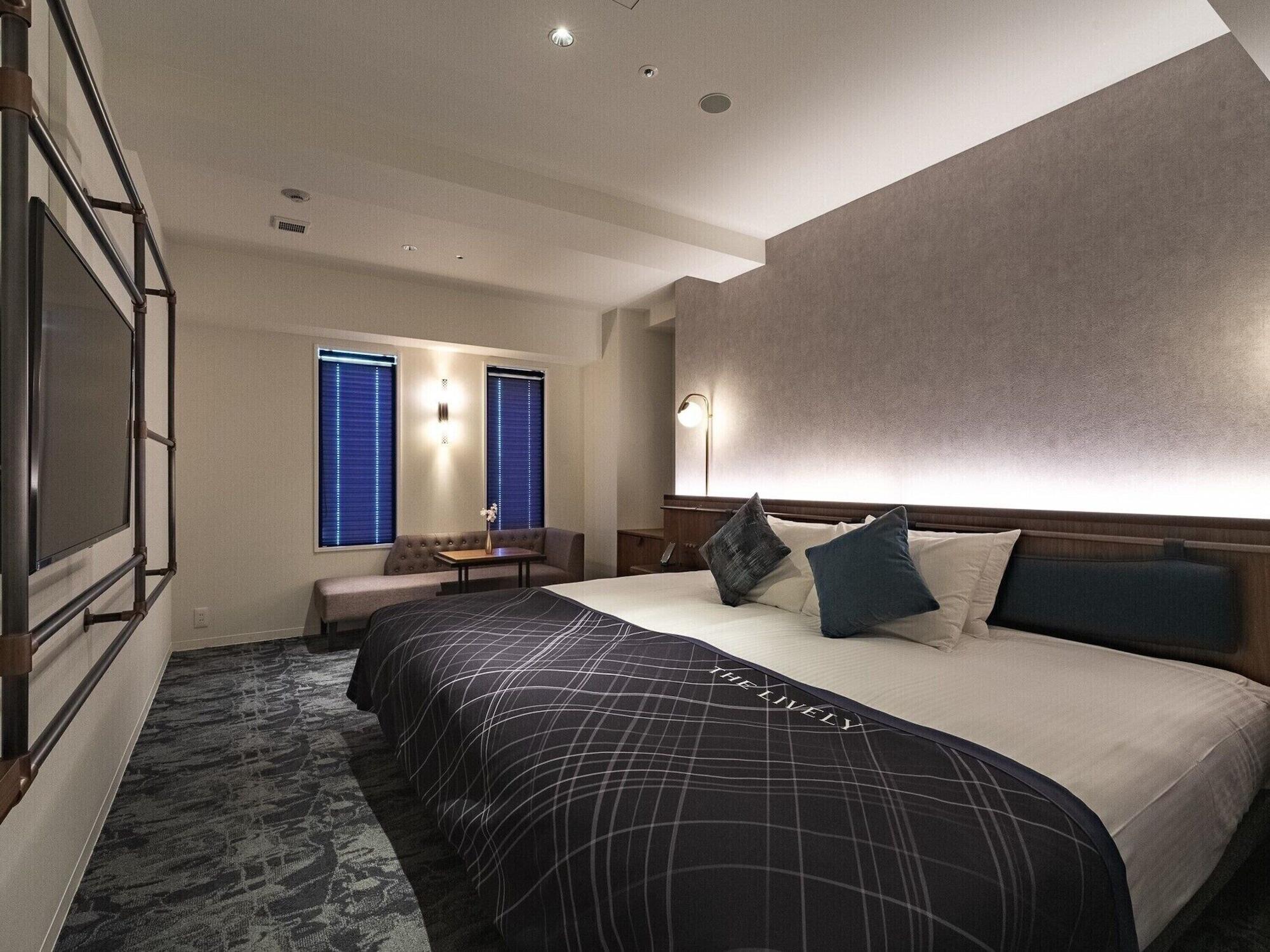 The Lively Osaka Honmachi Hotel Exterior photo