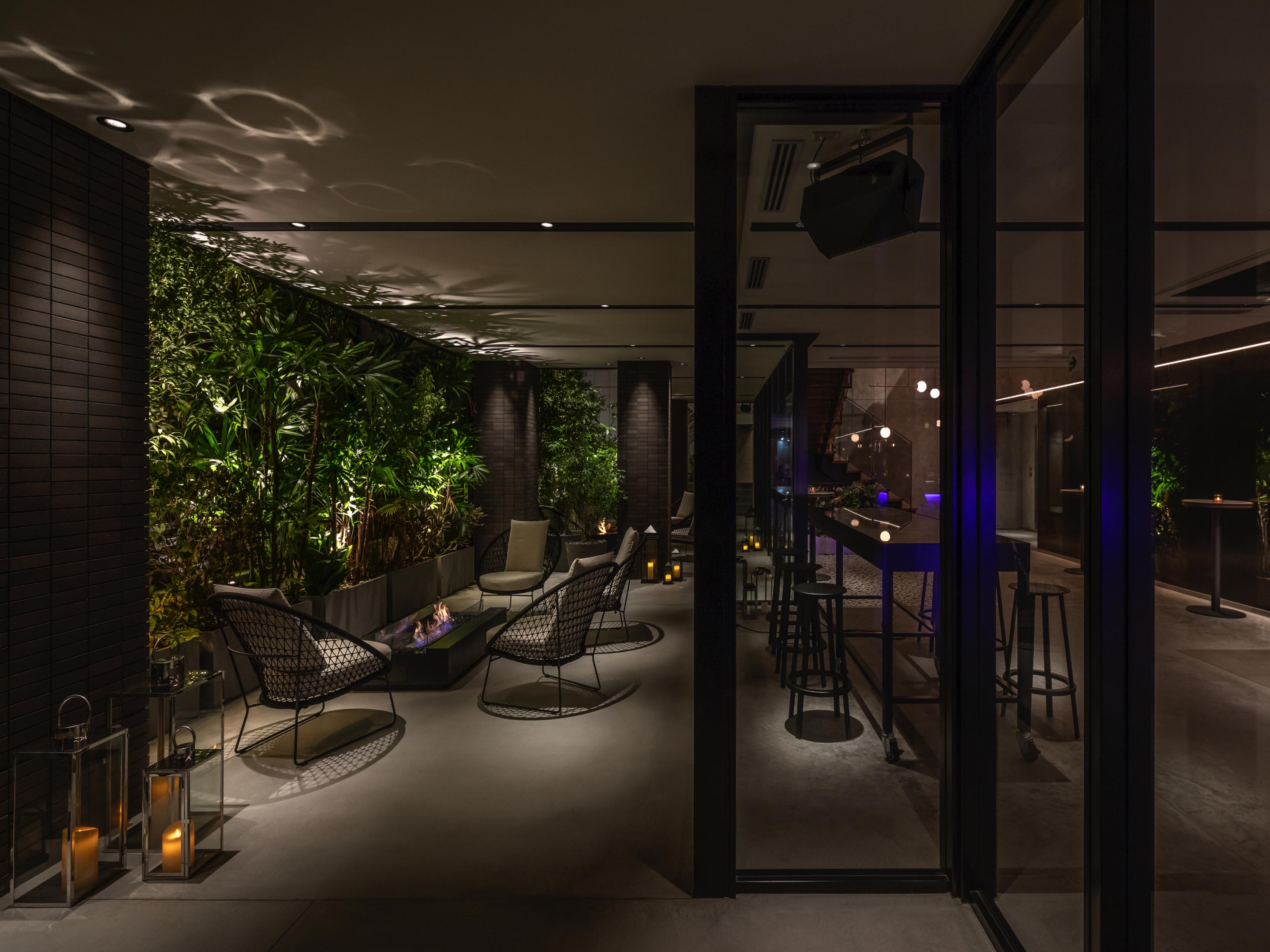 The Lively Osaka Honmachi Hotel Exterior photo